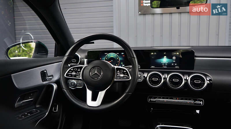 Седан Mercedes-Benz A-Class 2019 в Львове