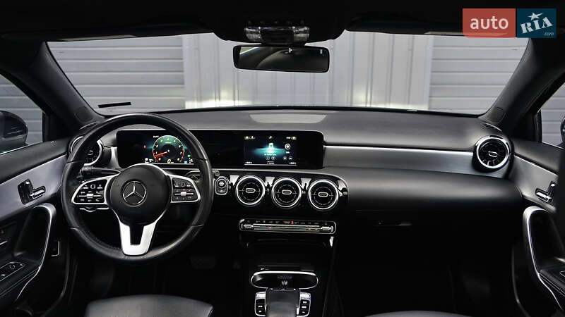 Седан Mercedes-Benz A-Class 2019 в Львове