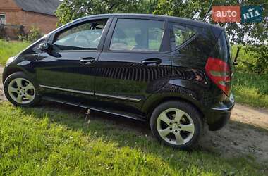Хэтчбек Mercedes-Benz A-Class 2005 в 