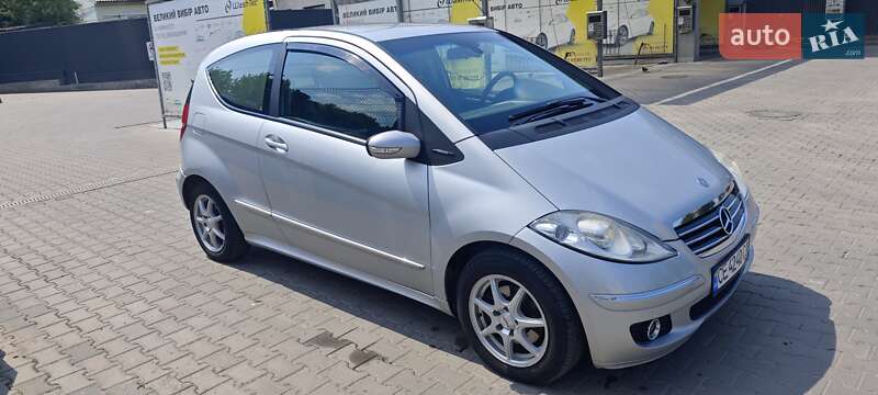 Купе Mercedes-Benz A-Class 2005 в Черновцах