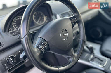 Хэтчбек Mercedes-Benz A-Class 2011 в 