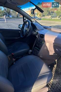 Хэтчбек Mercedes-Benz A-Class 2003 в 