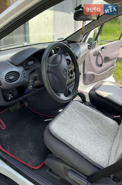 Хэтчбек Mercedes-Benz A-Class 1999 в 