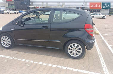 Хэтчбек Mercedes-Benz A-Class 2005 в 
