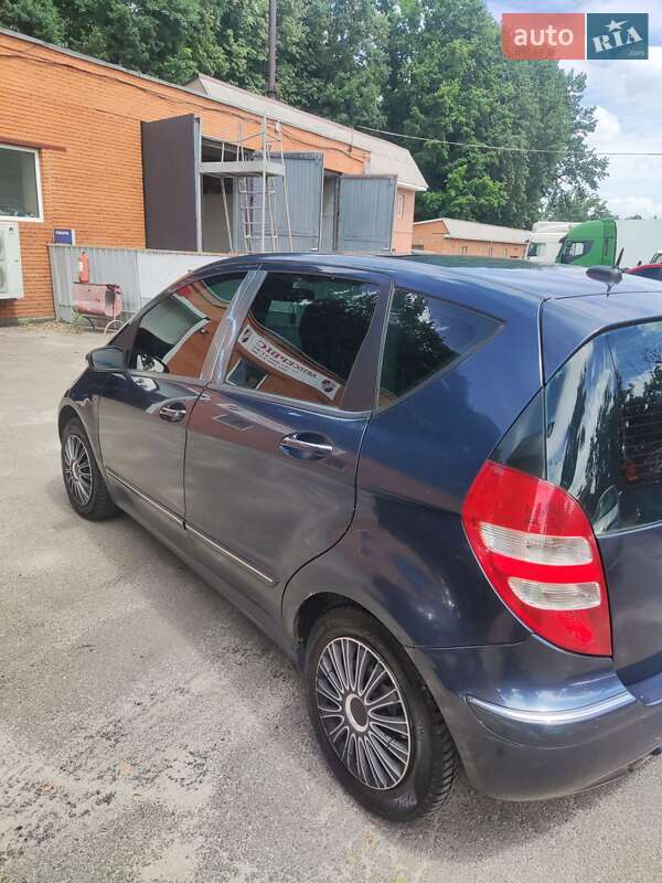 Хэтчбек Mercedes-Benz A-Class 2004 в Киеве
