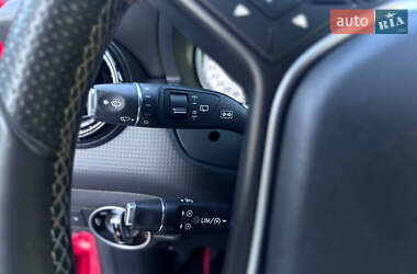Хэтчбек Mercedes-Benz A-Class 2014 в 