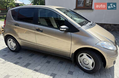 Хэтчбек Mercedes-Benz A-Class 2008 в 