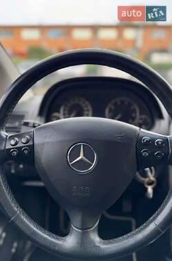 Хетчбек Mercedes-Benz A-Class 2006 в 