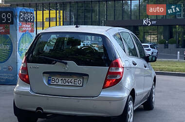 Хэтчбек Mercedes-Benz A-Class 2004 в 