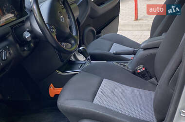 Хэтчбек Mercedes-Benz A-Class 2004 в 