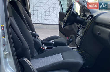 Хэтчбек Mercedes-Benz A-Class 2004 в 