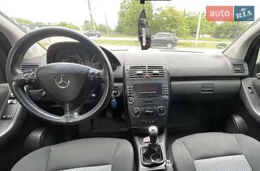 Хэтчбек Mercedes-Benz A-Class 2004 в 
