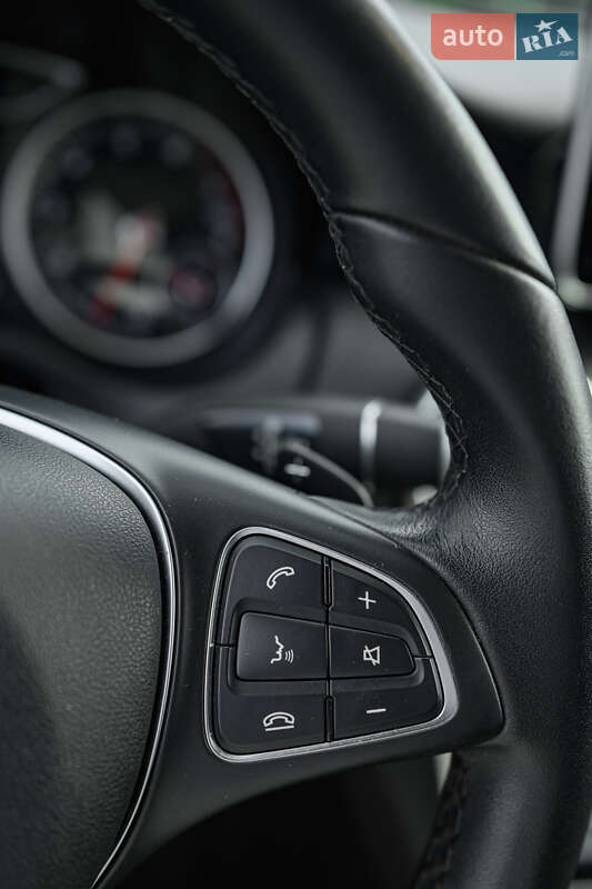 Хэтчбек Mercedes-Benz A-Class 2016 в Львове