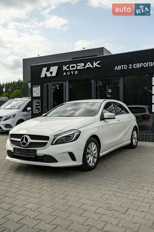 Хэтчбек Mercedes-Benz A-Class 2016 в Львове