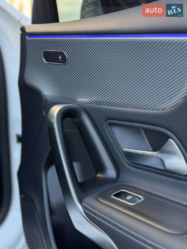 Хетчбек Mercedes-Benz A-Class 2020 в Києві фото 29 Хетчбек Mercedes-Benz A-Class 2020 в Києві