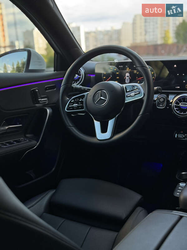 Хетчбек Mercedes-Benz A-Class 2020 в Києві фото 35 Хетчбек Mercedes-Benz A-Class 2020 в Києві