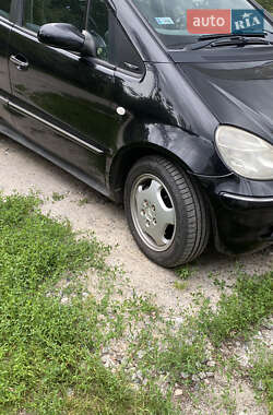 Хетчбек Mercedes-Benz A-Class 2001 в 