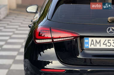 Хэтчбек Mercedes-Benz A-Class 2019 в 