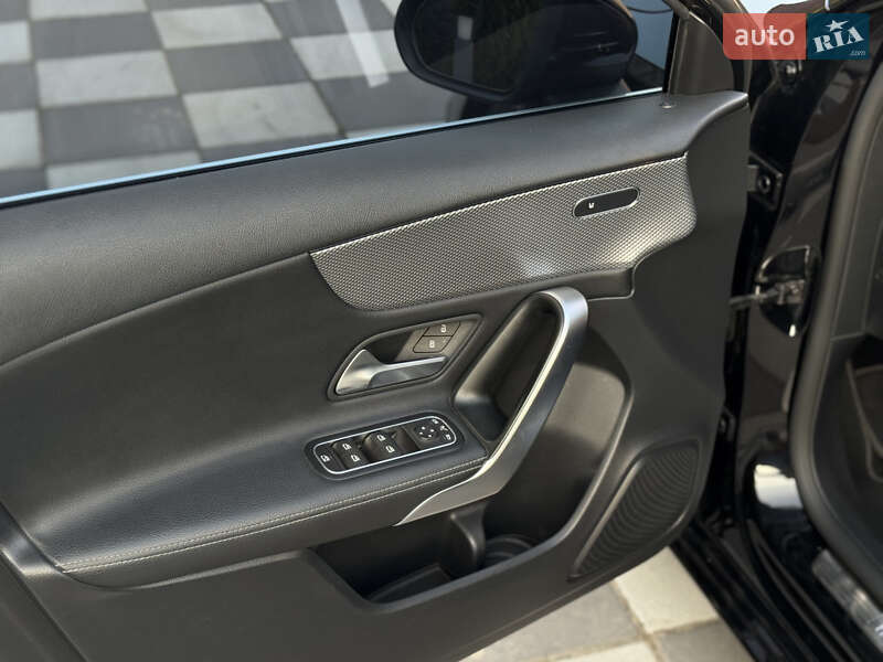 Хетчбек Mercedes-Benz A-Class 2019 в Хмельницькому