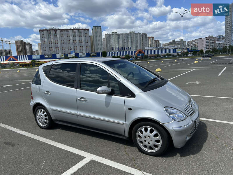 Хэтчбек Mercedes-Benz A-Class 2004 в Киеве