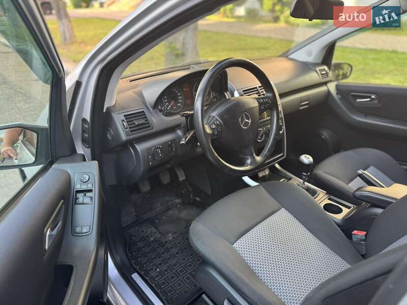 Хэтчбек Mercedes-Benz A-Class 2005 в Корсуне-Шевченковском