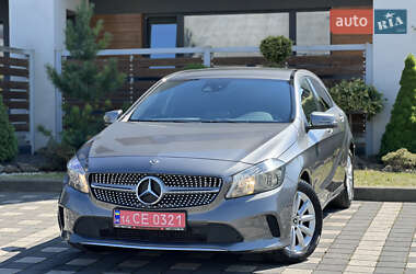 Хетчбек Mercedes-Benz A-Class 2018 в 