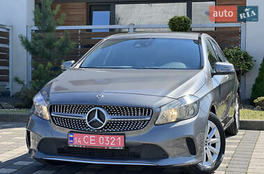 Хетчбек Mercedes-Benz A-Class 2018 в 