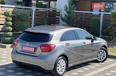 Хетчбек Mercedes-Benz A-Class 2018 в 