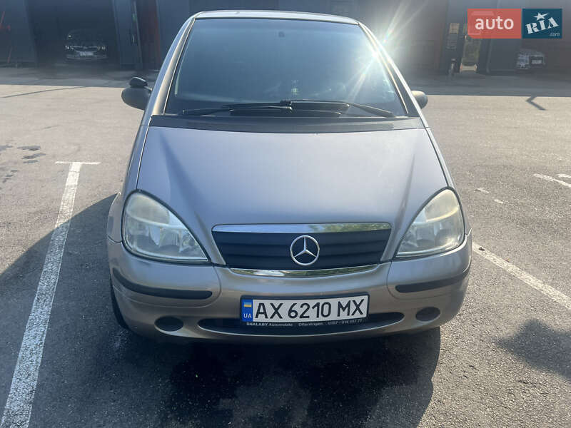 Хэтчбек Mercedes-Benz A-Class 1999 в 