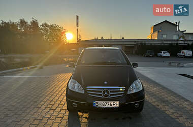 Хэтчбек Mercedes-Benz A-Class 2008 в 