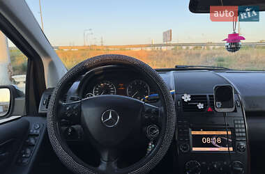 Хэтчбек Mercedes-Benz A-Class 2008 в 