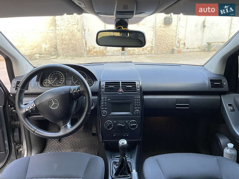 Хэтчбек Mercedes-Benz A-Class 2010 в Киеве