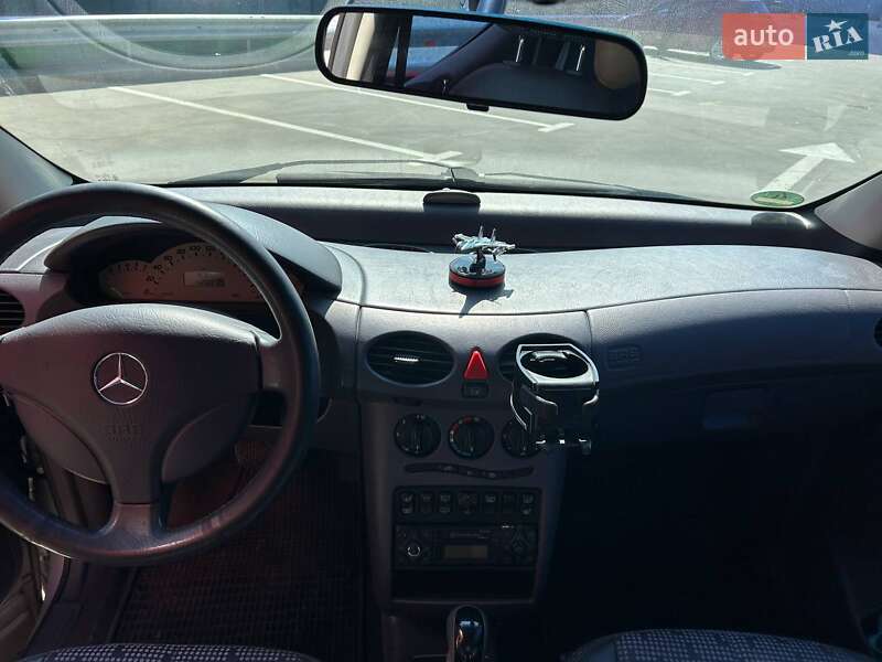 Хэтчбек Mercedes-Benz A-Class 2000 в Киеве