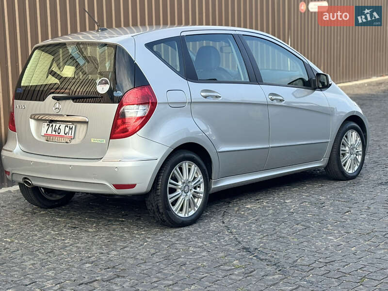 Хэтчбек Mercedes-Benz A-Class 2011 в Киеве