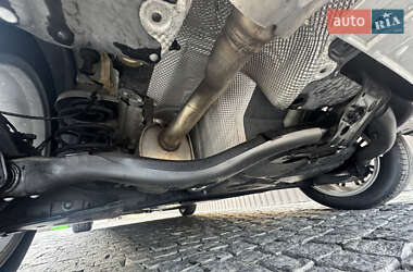 Хэтчбек Mercedes-Benz A-Class 2011 в 