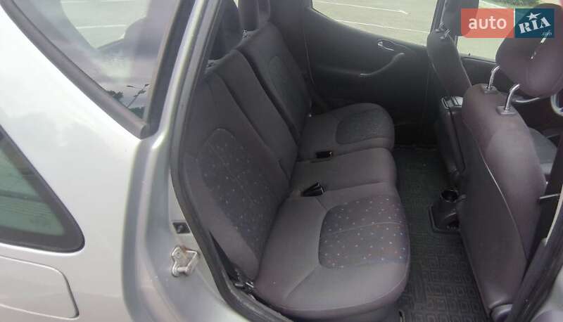 Хетчбек Mercedes-Benz A-Class 2001 в Черкасах
