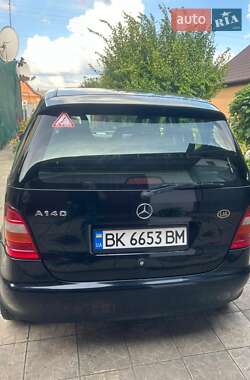 Хэтчбек Mercedes-Benz A-Class 2000 в 