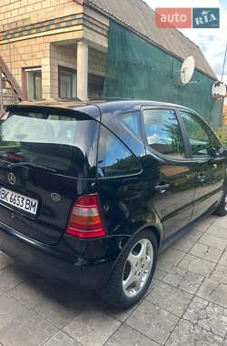 Хэтчбек Mercedes-Benz A-Class 2000 в 