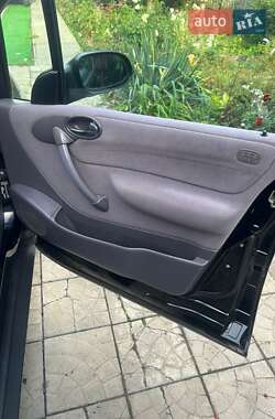 Хэтчбек Mercedes-Benz A-Class 2000 в 