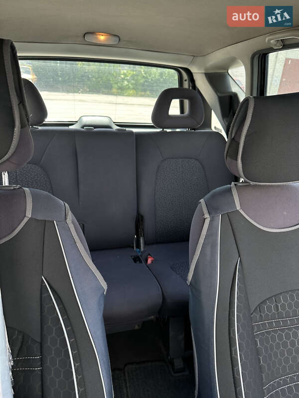 Хетчбек Mercedes-Benz A-Class 2000 в Рівному фото 8 Хетчбек Mercedes-Benz A-Class 2000 в Рівному