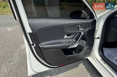 Седан Mercedes-Benz A-Class 2019 в 