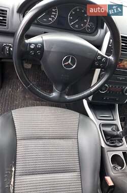 Хетчбек Mercedes-Benz A-Class 2004 в 