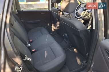 Хэтчбек Mercedes-Benz A-Class 2010 в 