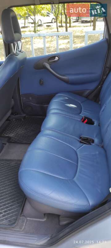 Хетчбек Mercedes-Benz A-Class 2003 в Дніпрі фото 10 Хетчбек Mercedes-Benz A-Class 2003 в Дніпрі