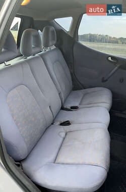 Хэтчбек Mercedes-Benz A-Class 1998 в 