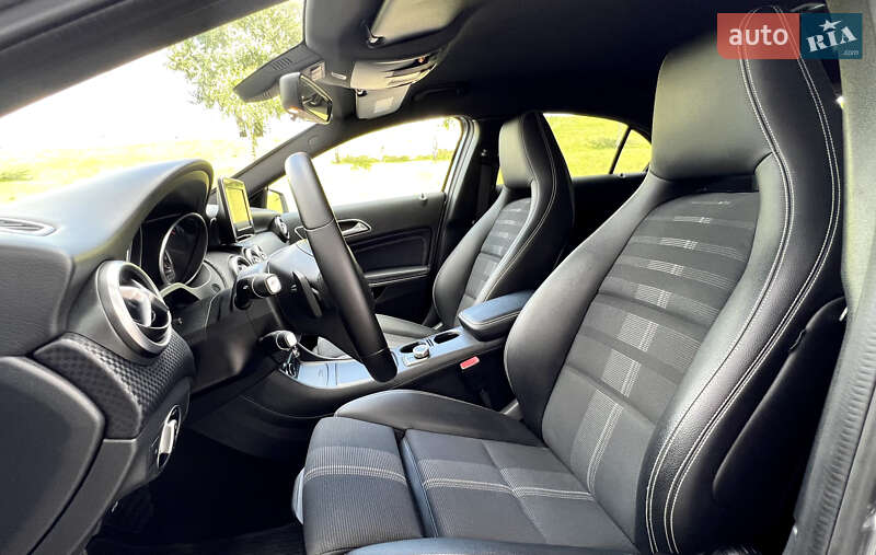 Хэтчбек Mercedes-Benz A-Class 2017 в Киеве