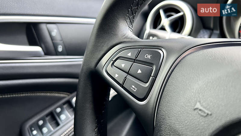 Хэтчбек Mercedes-Benz A-Class 2017 в Киеве