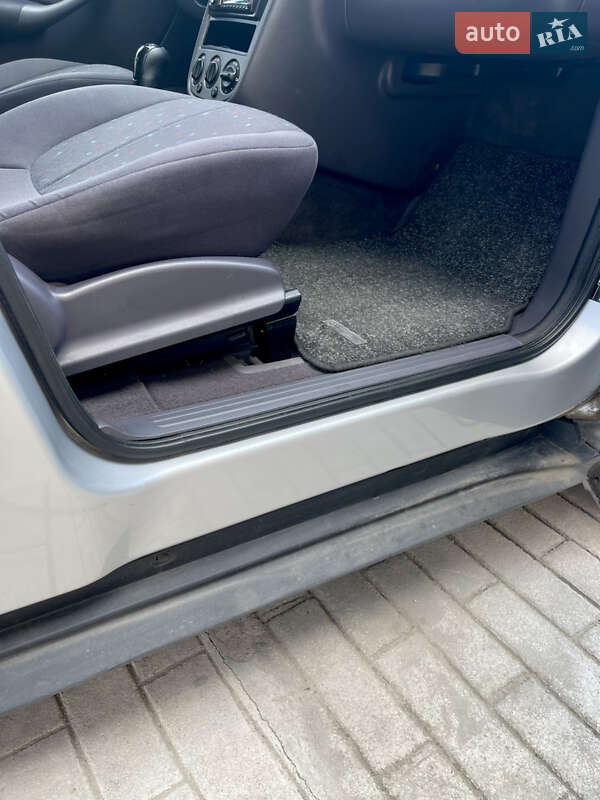 Хетчбек Mercedes-Benz A-Class 2001 в Кропивницькому