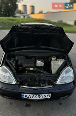 Хэтчбек Mercedes-Benz A-Class 2004 в 