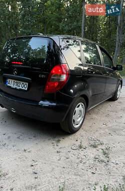Хэтчбек Mercedes-Benz A-Class 2010 в 